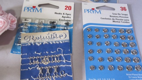 Mixed Sewing Crafting Lot Appliques Seam Binding Snaps Buttons Threads Silk Rose - Imagen 4 de 16