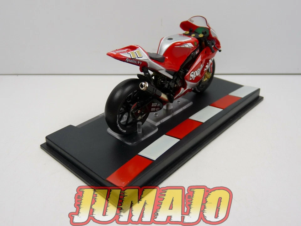 GP4 Moto GP 1/24 IXO : Yamaha YZR-M1 Rubén Xaus 2005 #11 - Photo 3/4