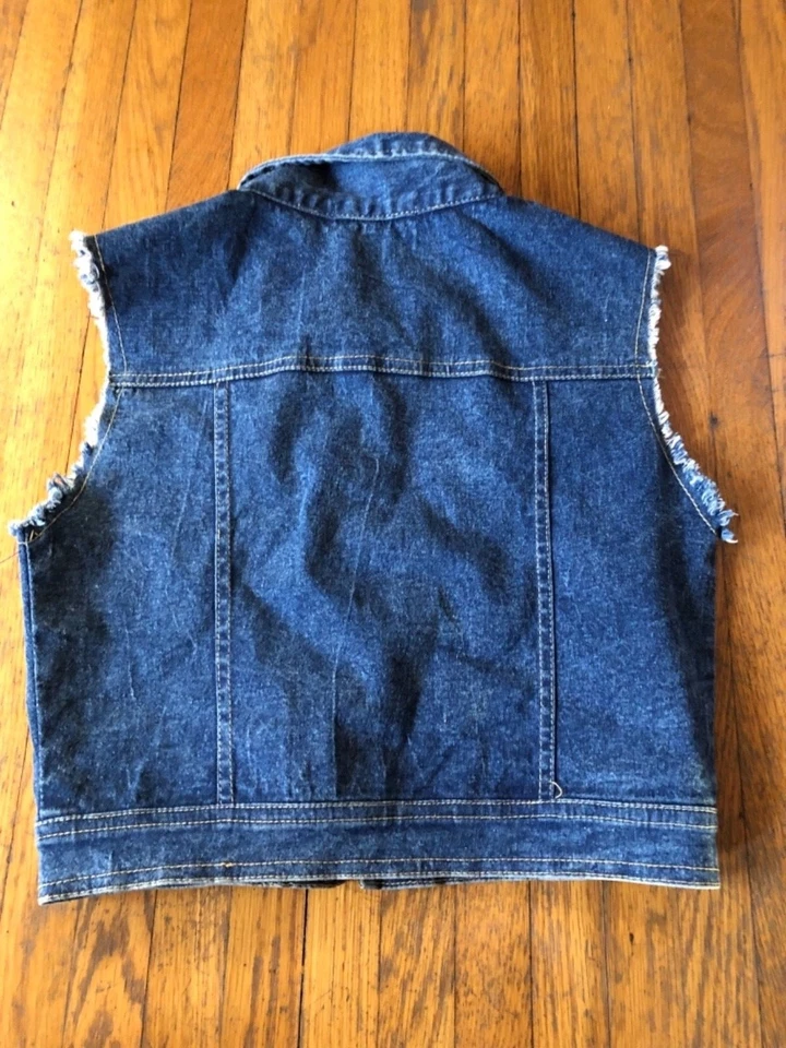 Chaleco Vaquero Flowers By Zoe con Margaritas Niñas Talla L Foto 4 de 4