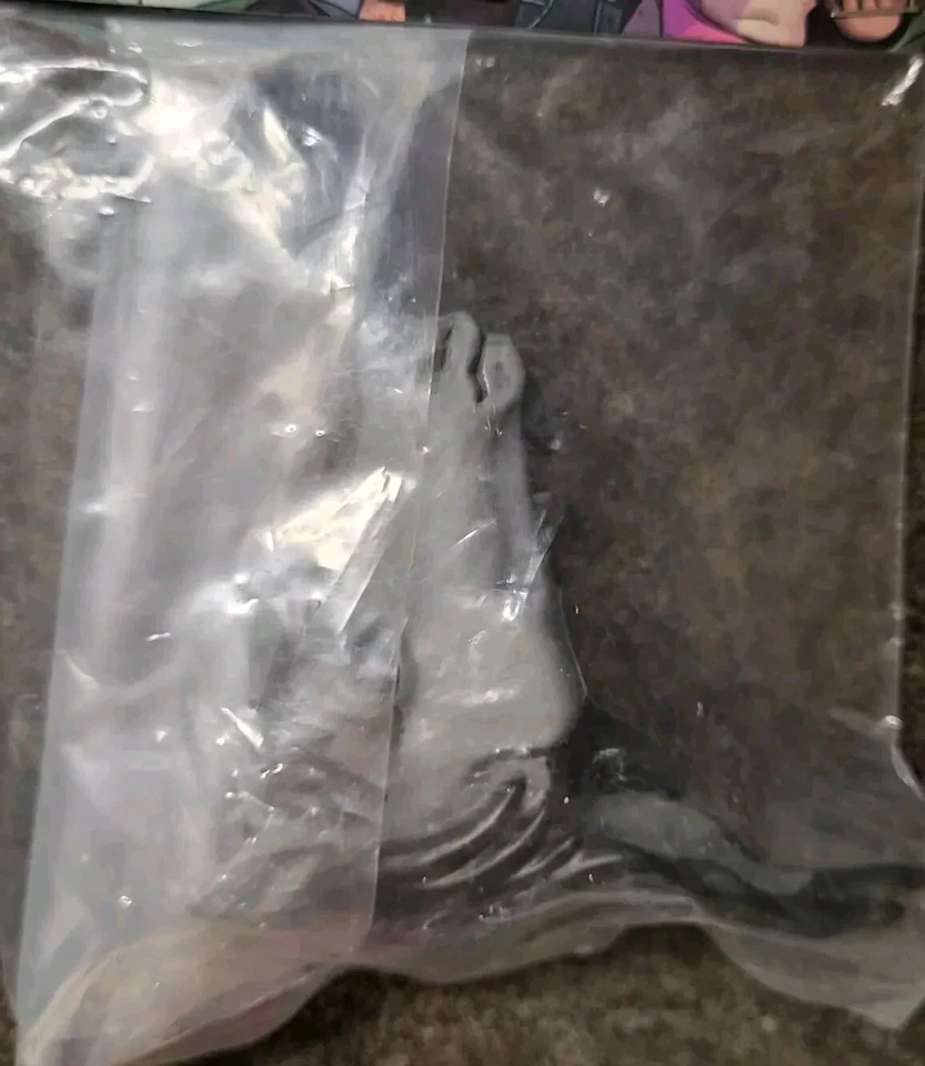 Hotline Miami Juan & Pipe 1/6 Máscara Cabeça e Conjunto de Armas Por Devolver Digital NOVO - Imagem 3 de 3