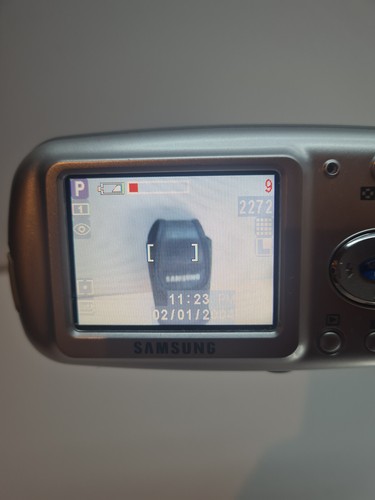 Samsung Digimax A400 4.0MP Digital Camera Silver With Samsung Case - Picture 7 of 15