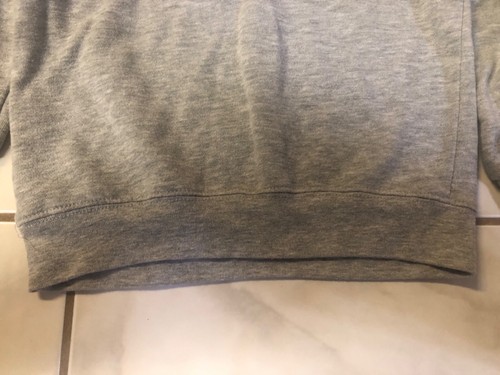 Peanuts Snoopy Charlie Kid Child Youth Christmas Holiday Gray Sweater Size Small - Picture 4 of 14