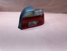Feu arrière BMW 540