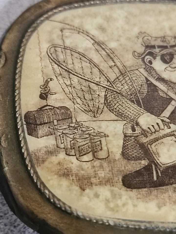 De colección Tono Latón Metal con Acrílico Cubierto Hombre Se fue Pesca Escena Cómic Dibujos Animados HLG Foto 2 de 4