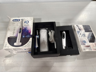 Oral B iO Series 8 Electric Toothbrush White Alabaster