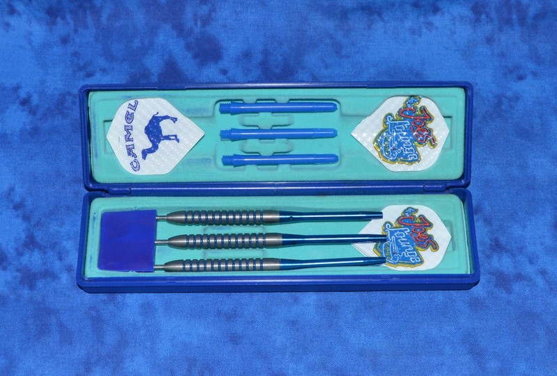 Vintage Joe's Lounge Camel Steel Tip Dart Set Complete w/Case and Never Used