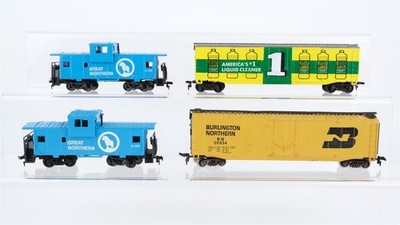 Bachmann H0 Konvolut US Caboose, Box Car ''Pine Sol Cleans'' 4-achisg Great Northe