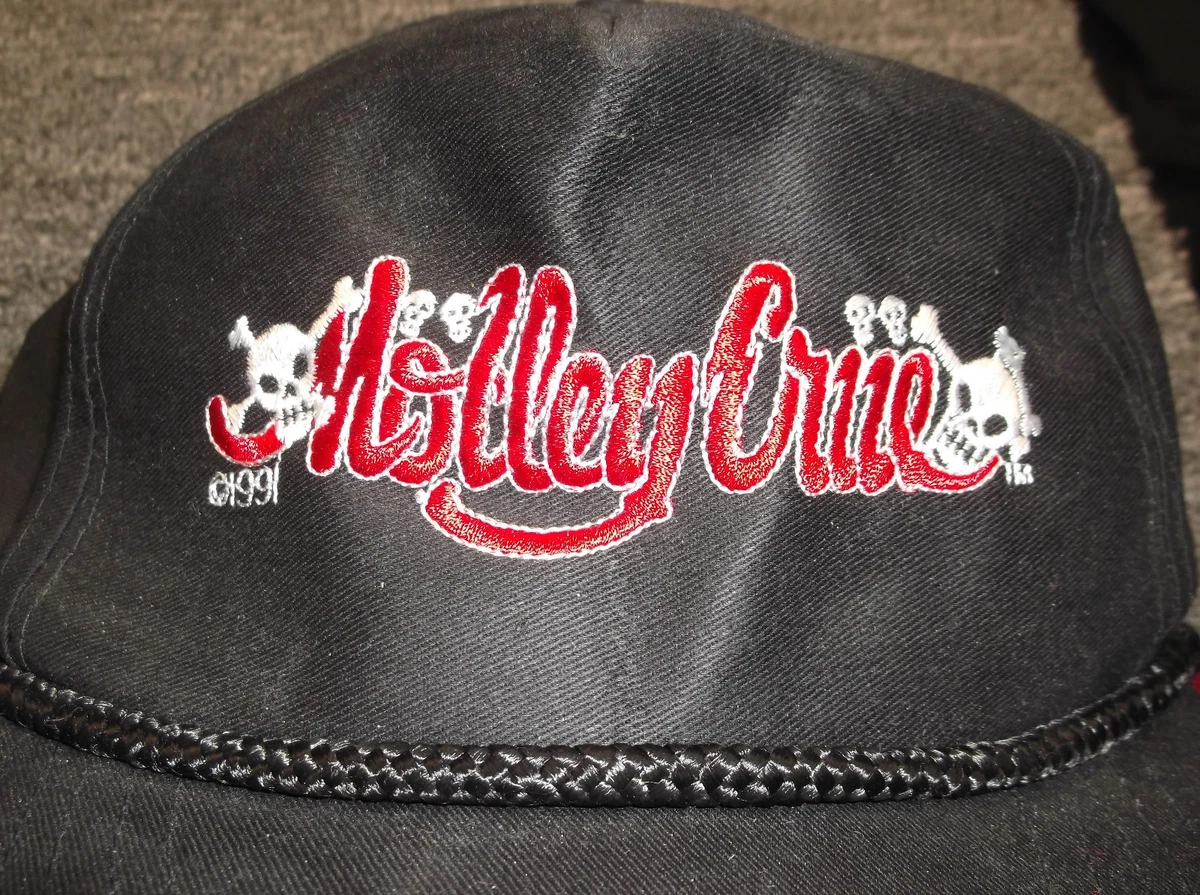 Vintage 1983 Motley Crüe Skull and Handcuffs Painters Cap •Rare Original• Vintage 1983 Crowd Caps Harley Davidson Eagle Graphic  main image 4