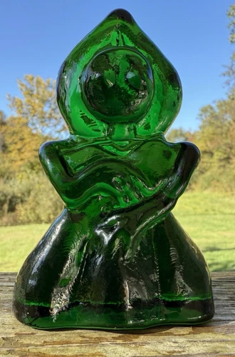 Blenko Glass Cryptid Critter 2523C - Flatwoods Monster - Clover