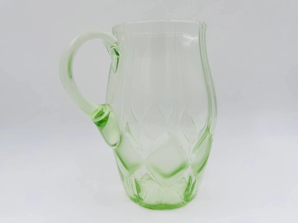 Uranium Glass Jug Green Faceted Romb Matte Diamond Fields 19 cm Height Base 9 cm - Image 4 of 4