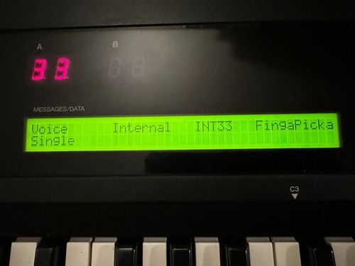YAMAHA DX-7 IID/IIFD Synthesizer LCD Display Unit Assembly. Works Great ! - Picture 2 of 6