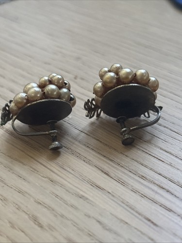 Pendientes racimo de perlas vintage años 50 atornillados mediados de siglo - Imagen 2 de 7