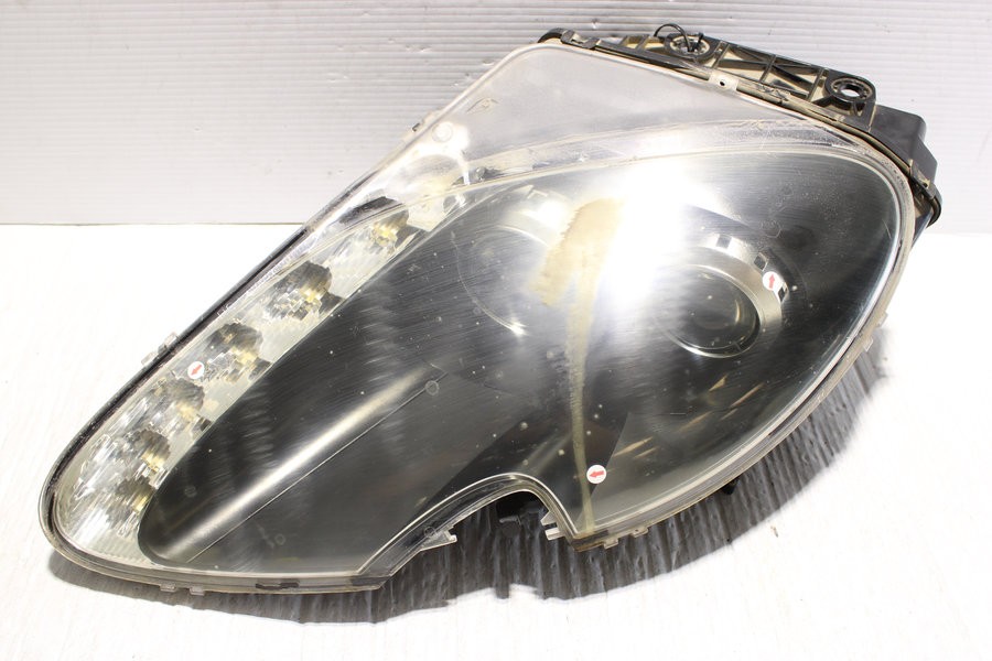 Aston Martin Vantage 2006-2018 Left Headlight P/N 6G3313W030EE