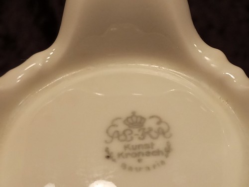 porcelain vase kronach art Germany flowers motif - Picture 2 of 14