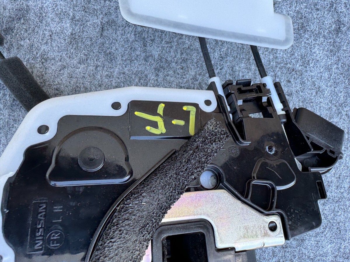 Front Right Passenger Door Lock Actuator For 2014-2020 Infiniti Q50 - Foto 12