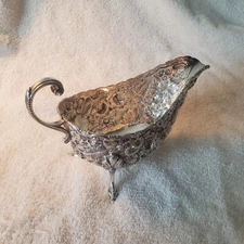 James R ARMIGER sterling silver Repousse Fo0ted GRAVY BOAT Baltimore Md no Mono