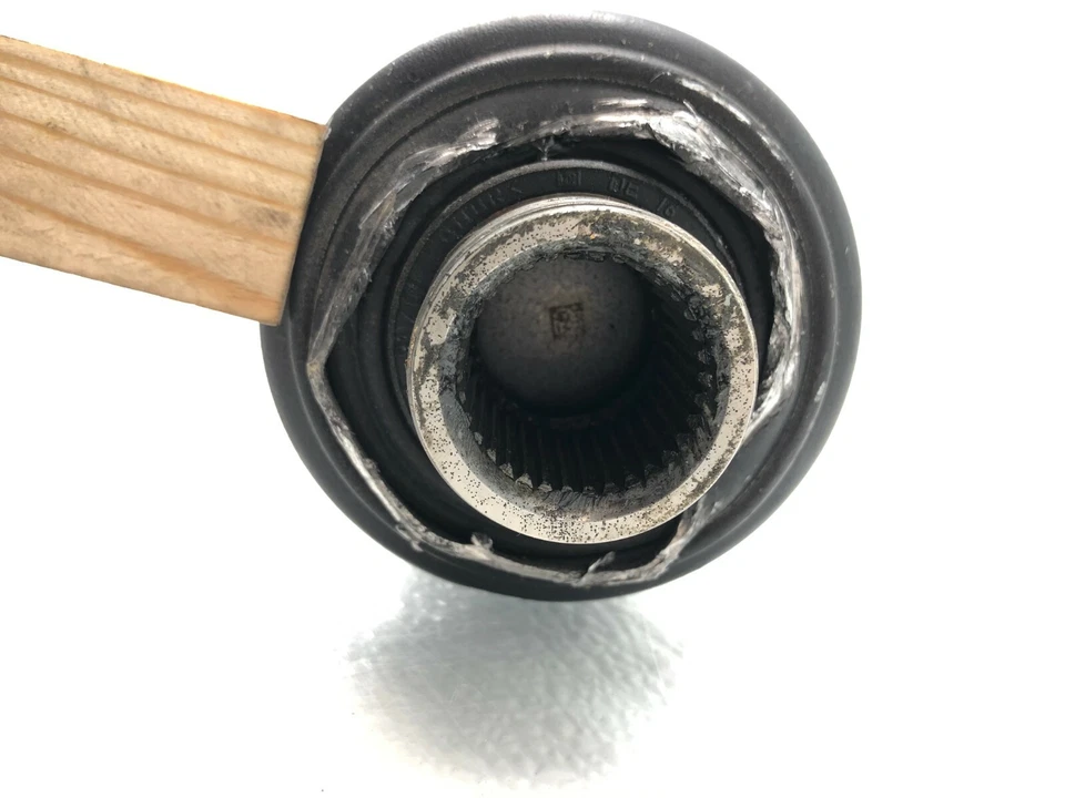 BMW 740I 2016-2019 tracción trasera eje de transmisión OEM. Foto 4 de 4