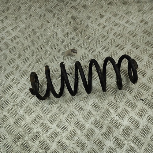 Volkswagen Passat Variante B7 hinter der rechten Spulenfeder 3C051115AF 1.6 Dies