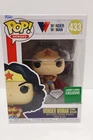 Funko Pop! Vinyl: DC Universe - Wonder Woman Classic with Cape #433 DIAMOND Coll