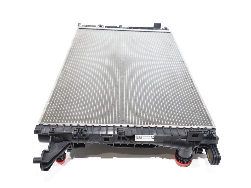 Audi Q7 Quattro 3.0T 2017-2019 motor radiador y condensador 4M0121251N fabricante de equipos originales Foto 3 de 4