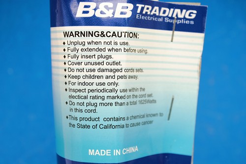 12 ft White Indoor Household Extension Cord 3-Outlets With Safety Cover 16/2 AWG - Picture 2 of 7
