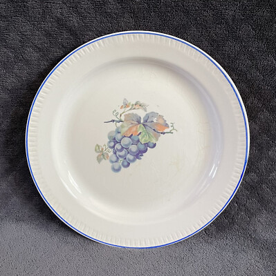 Antique English Staffordshire Creamware Feather Shell Edge Grapes Pottery Plate