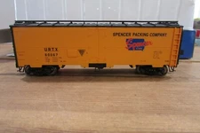 HO Scale Walthers 932-2590 40' Meat Reefer Spencer (URTX) #60067 WAL4579