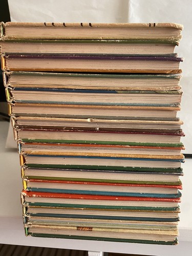 Vintage BABAR Löwenzahn Bibliothek 16er Set doppelseitige Kinderbücher - Bild 6 von 16