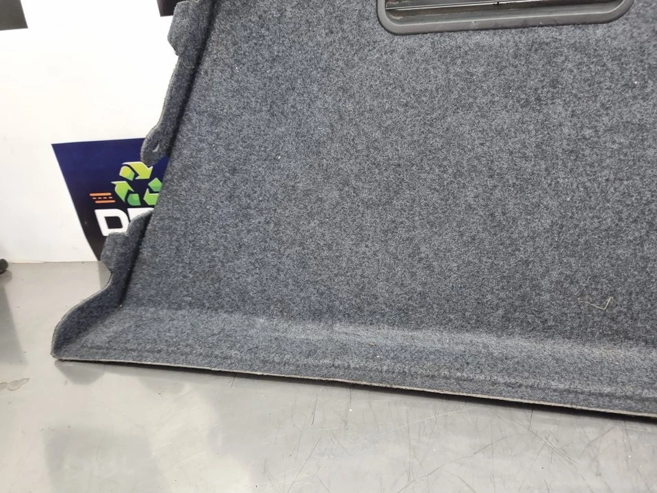 AUDI A4 B7 2004-2008 4 PUERTAS BERLINA ALFOMBRA MALETERO LATERAL CONDUCTOR 8E5863888G Foto 3 de 4