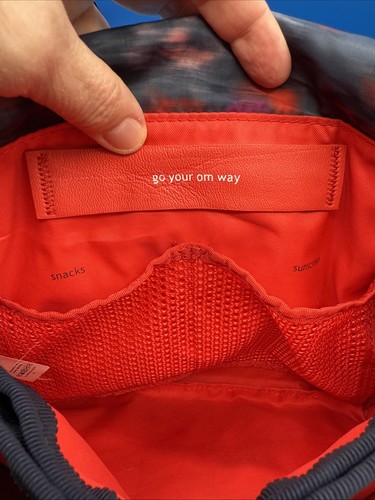 Lululemon Party Om Backdrop Crossbody Waist Bag Black Multi Deep Coal - Picture 12 of 24