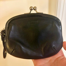 Vintage Coach Black Leather Kisslock Coin Purse Wallet Wristlet Pouch with Strap