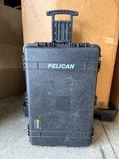Pelican 1650 Protector Case | 31.59 x 20.47 x 12.45 in | Black