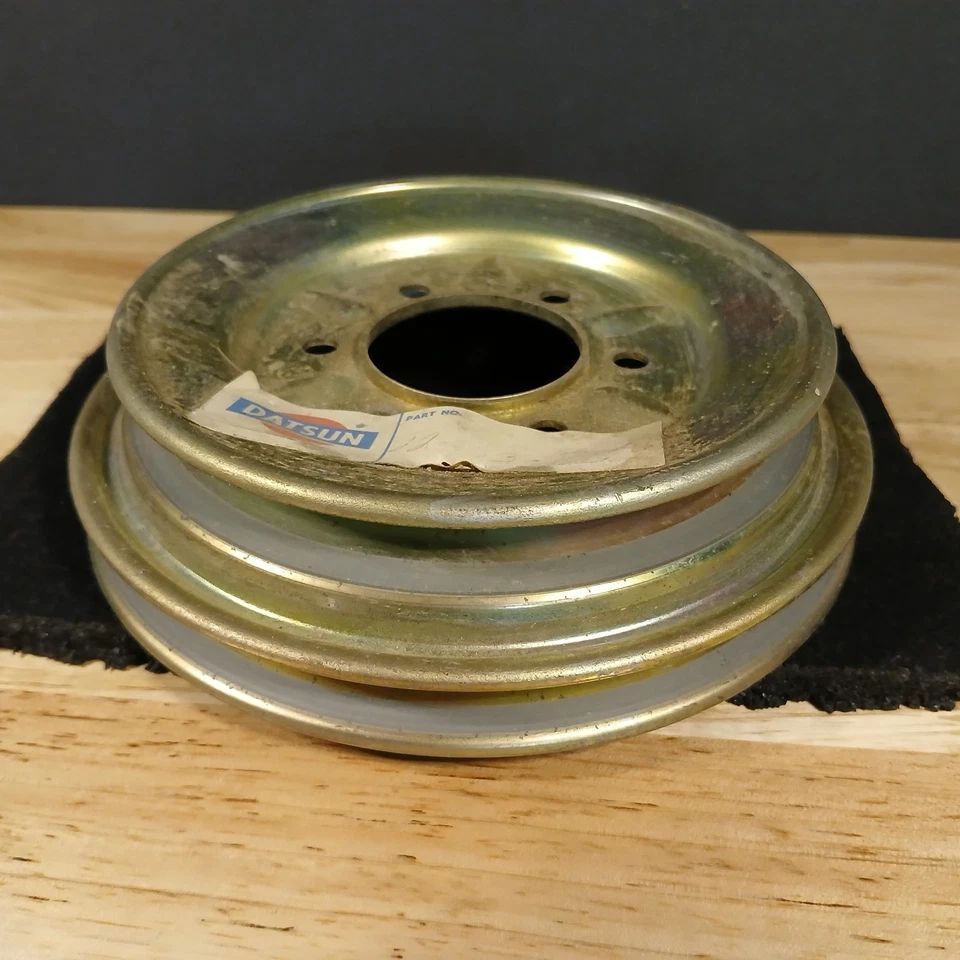Rueda polea cigüeñal Nissan Datsun 720 1970 #12203 D2009 nuevo de lote original original Foto 2 de 4