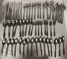 Wm A Rogers Stainless ONEIDA Ltd Flatware 59 Pieces Friendship Pattern