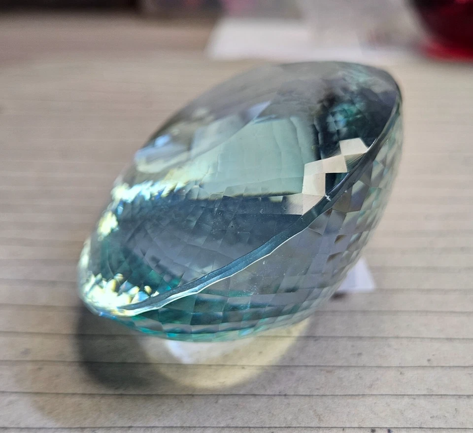 Light Green Topaz Oval Cut 821.60 Ct Natural EGL Certified Loose Gemstone - Image 4 of 4