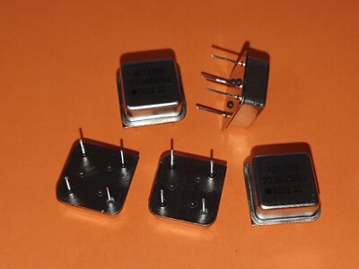 5x 33,8688 MHz Quarz Oszillator Half-Size DIP-8