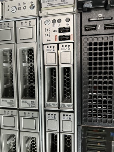 SUN Oracle Server X5-2 1ru 2x Intel XEON E5-2630 v3 16c CPU 96GB DDR4 2x600gb - Picture 4 of 6