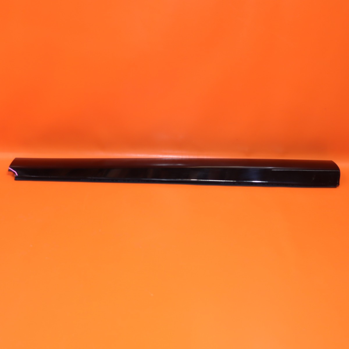 ROLLS ROYCE CULLINAN DOOR MOLDING RIGHT REAR 2017-2022 2023 51137448584 DAMAGED