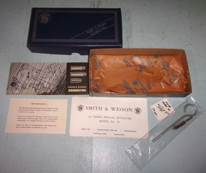 Smith & Wesson .38 Chief's Special Model 36 Empty Pistol Box w/ Papers & Tools