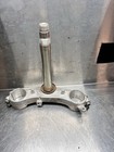 <!--F#f_0-->Suzuki GSXR750 GSXR 750 Bottom Triple Tree Clamp Front End forks OEM Brake<!--F/-->