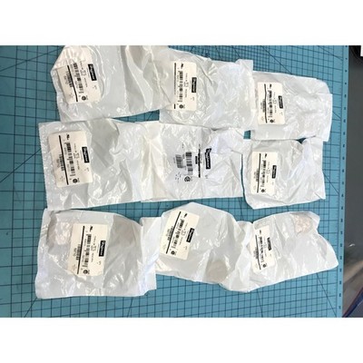 Hoffman AS075 (59710) 3/4'' Hole Seal (1.06'' Maximum Hole Diameter) - Lot of 9