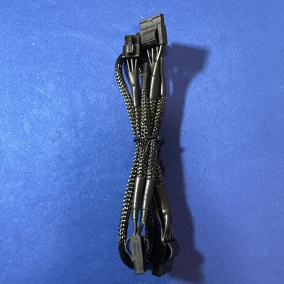 Corsair YESTONE P01001 CONNECTORS CABLE 4pin PCI-E / Peripheral to 6-Pin PCI-E