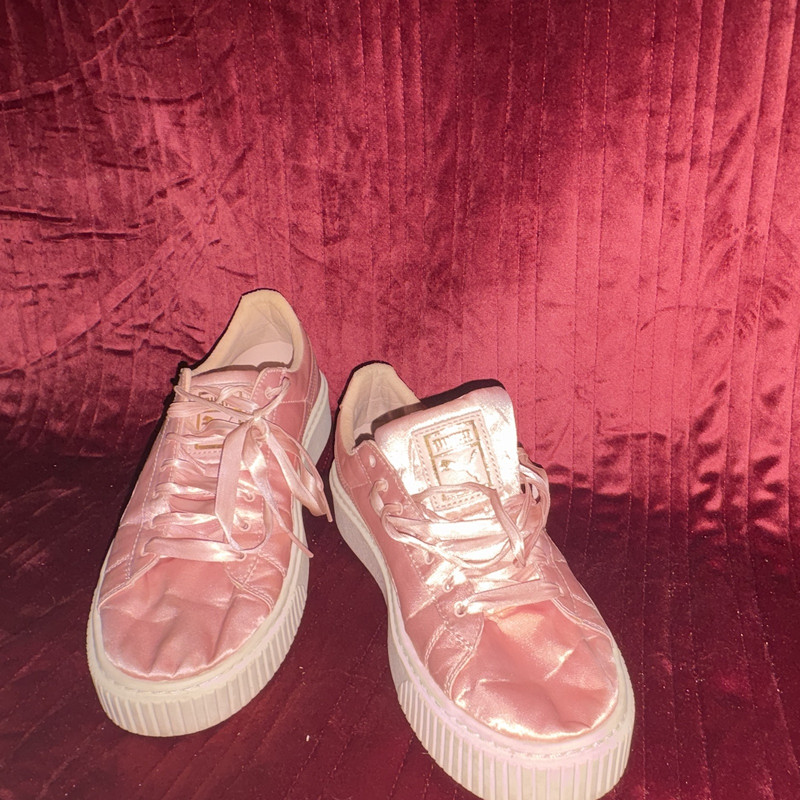 PUMA Basket Platform Women’s Satin Low Top Lace-Up Sneakers Pink/White 365719-01