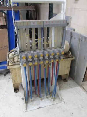 PPE Equipment Inc FSML 180 Max Psi Natic 8 Station Mold Flow Regulator