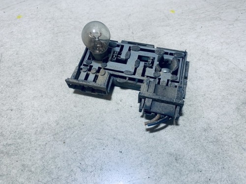 Volkswagen Passat 1991 Tailight Bulb Holder (Lamp Carrier) 3339452 #1017320-38