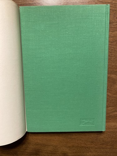 A Small Piece of Paradise by Geoffrey Morgan 1967 Book C14 - Picture 8 of 12