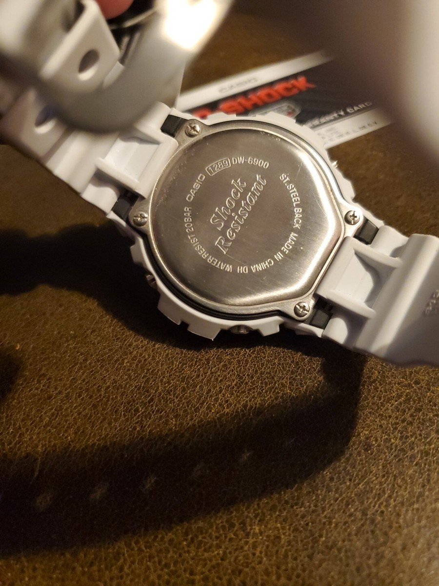 Rare Vintage Casio G-Shock DW-6900 1289 White Digital 