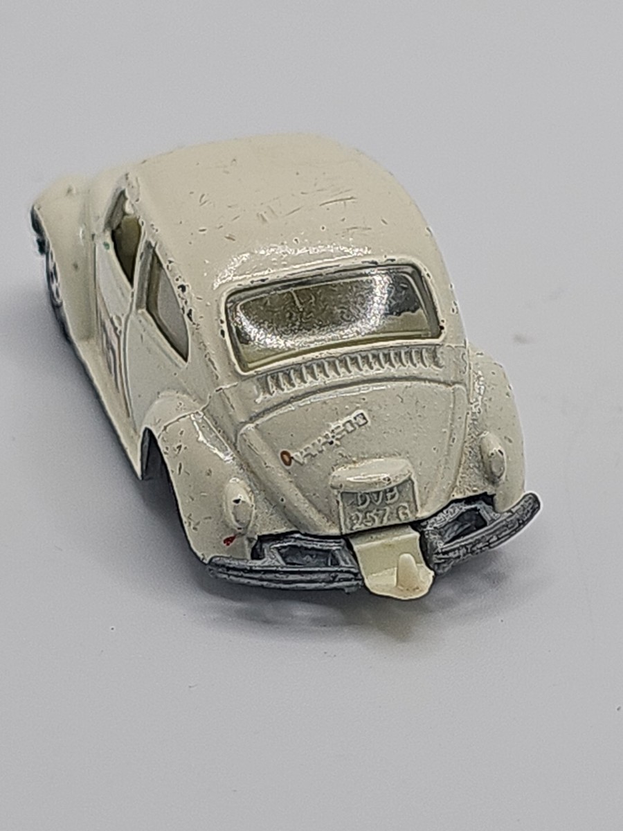 VTG Superfast 1968 Lesney Matchbox Volkswagen 1500 Saloon Bug #137