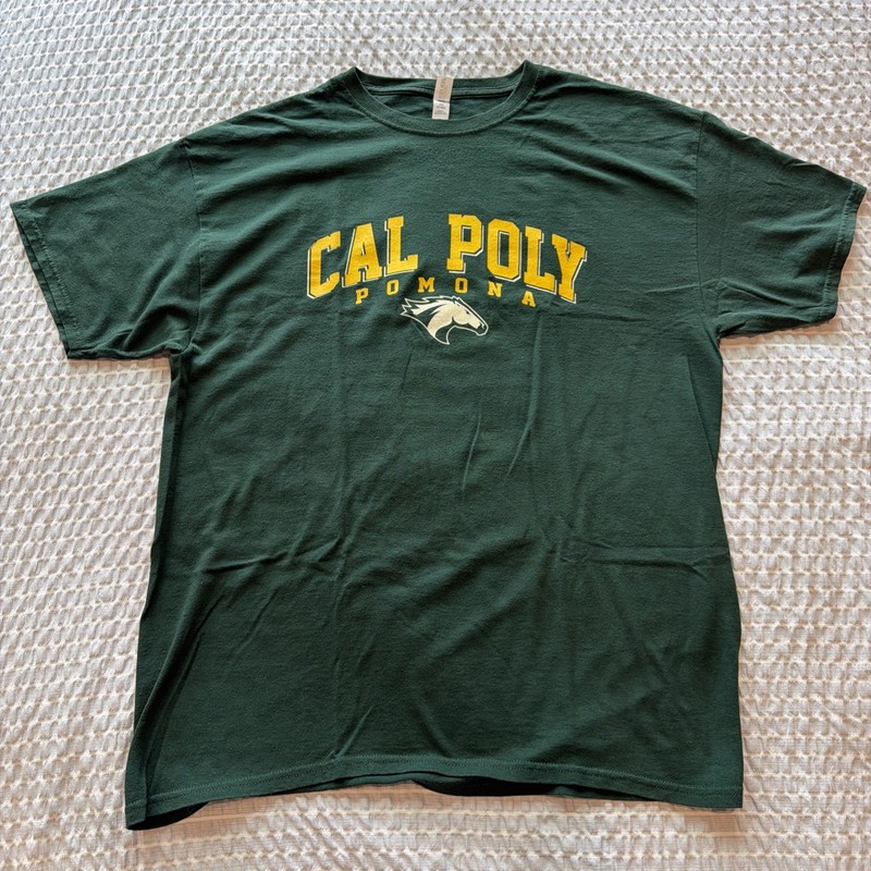 Cal Poly Pomona EOP Hunter Green Men’s T-Shirt Size: XL (Pre-Own)