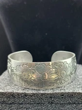 Kirk Stieff Pewter Cuff Bracelet Flower Of The Month April " Daisy " 900-4